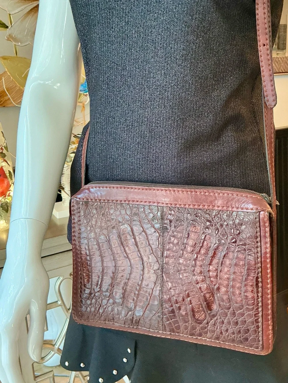 The Bridge Italy Vintage Western Croc Effect Leather Shoulder Bag Cognac Brown